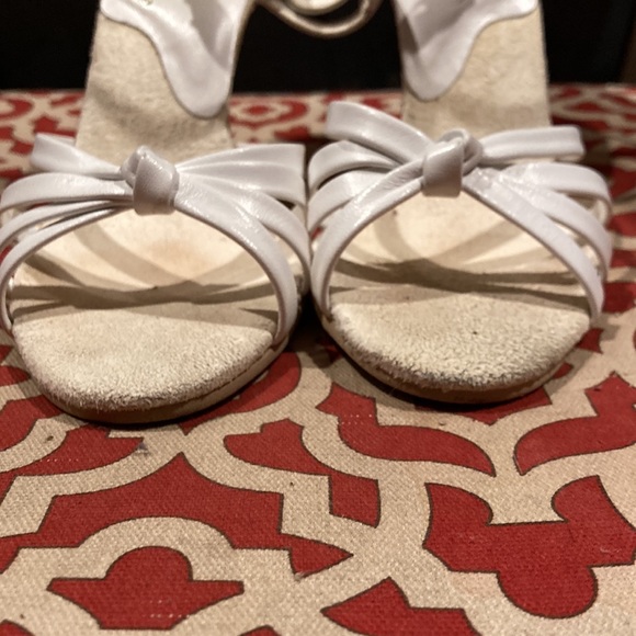 VNTG Miniatures by Cinderella of Boston, White Sandals with 3” heels, Sz 3 1/2 M - Picture 9 of 9